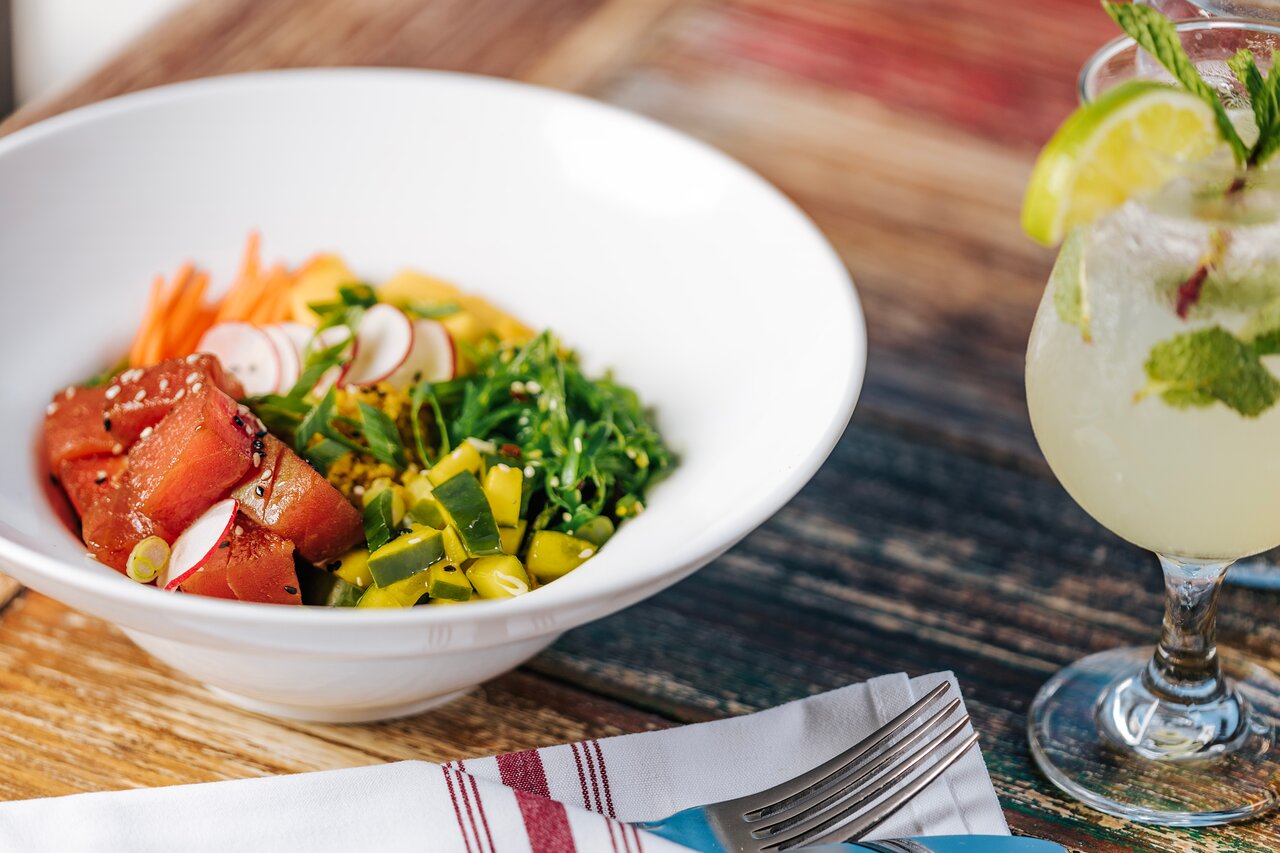 Holiday Inn Resort Aruba - Sea Breeze Restaurant & Bar - Salmon Poke