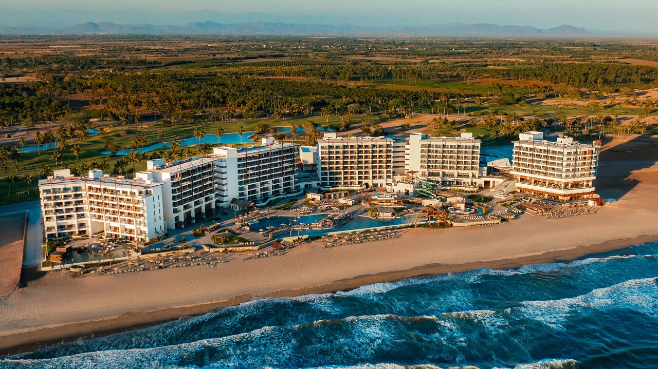 Panoramic resort