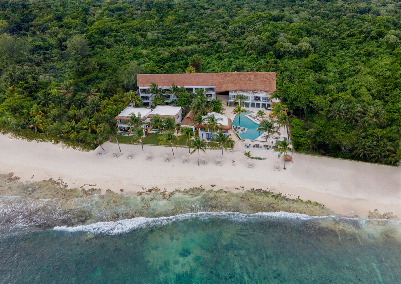 The Beachfront By The Fives Hotels