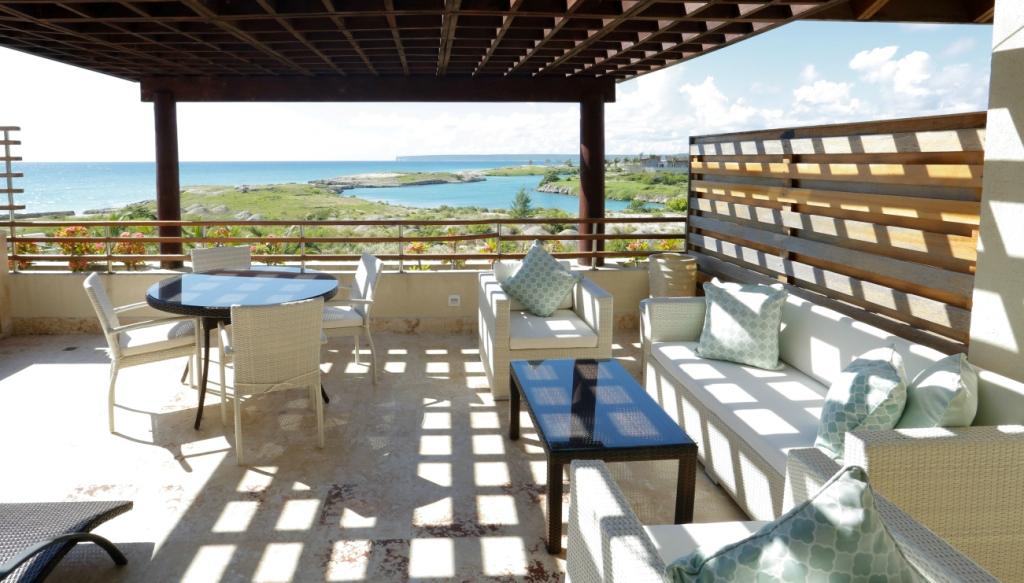 Balcony of 2 and 3 Bedroom Suites