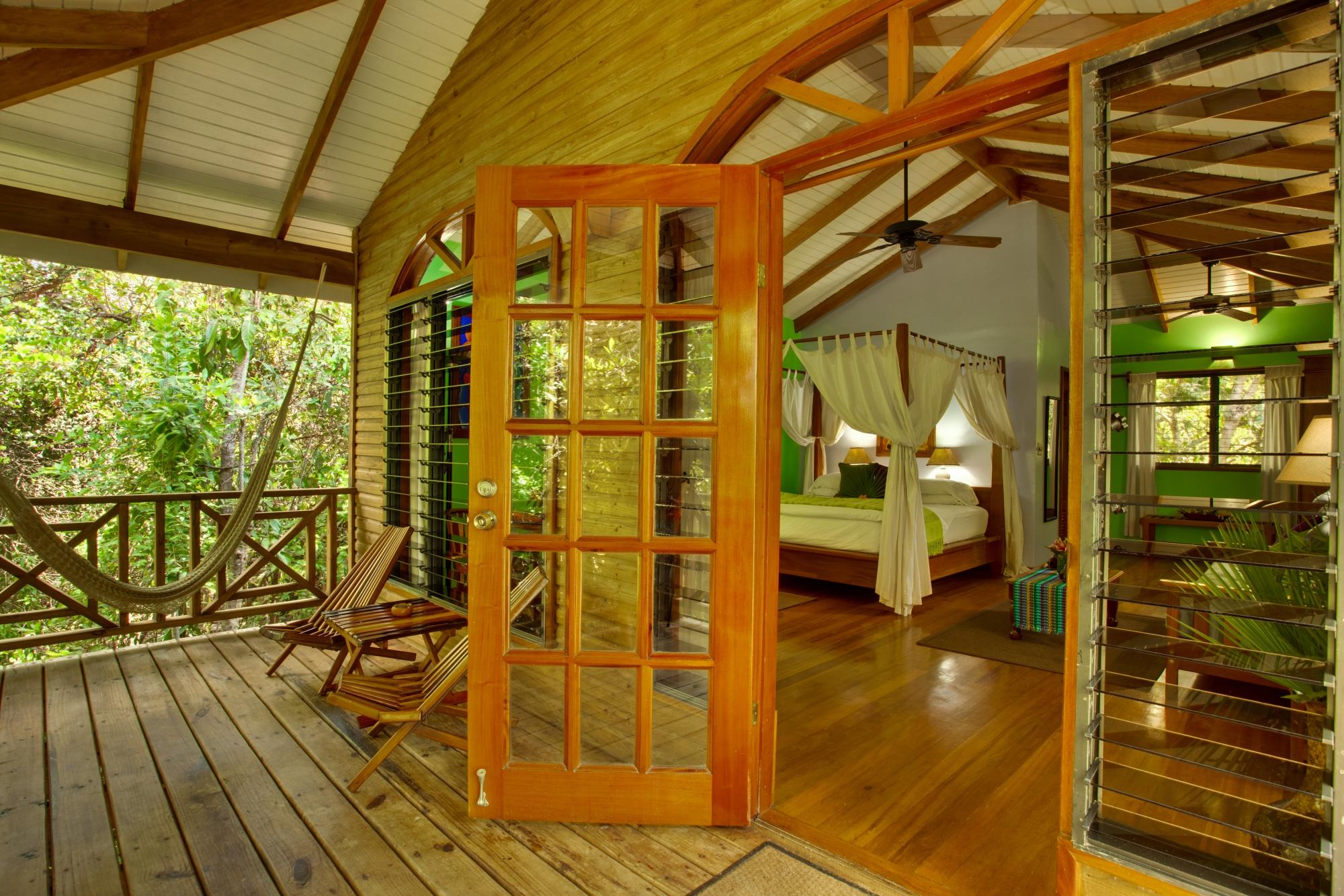 Hamanasi Treehouse porch