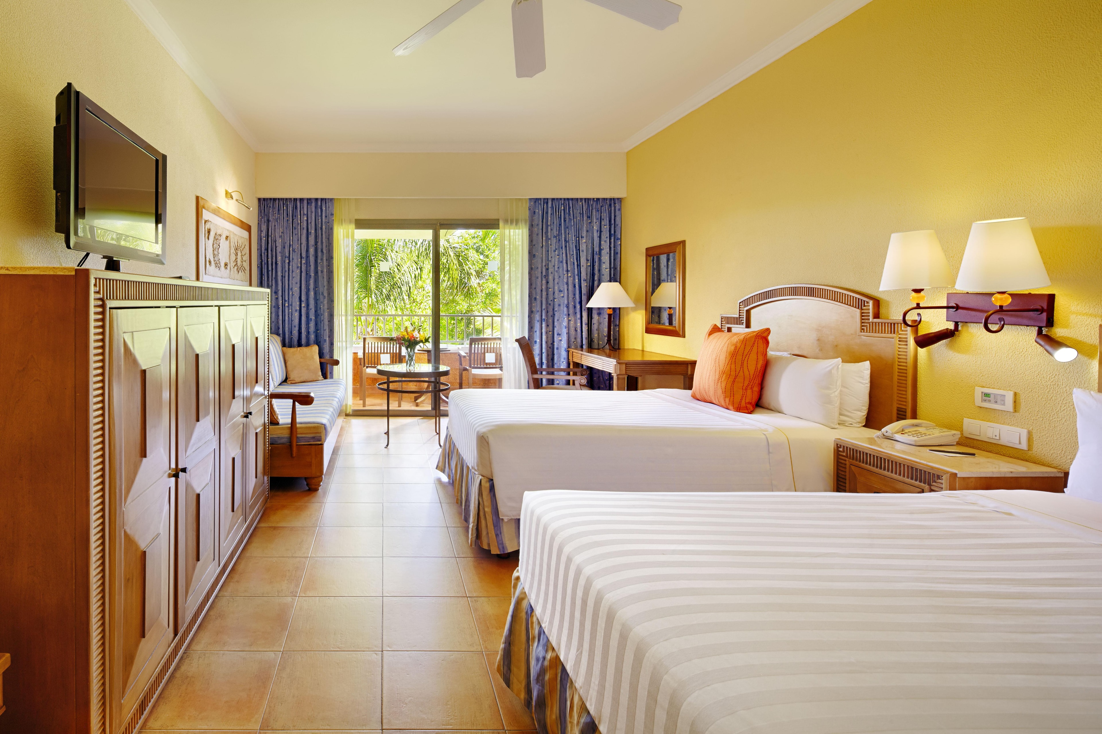 Colonial room