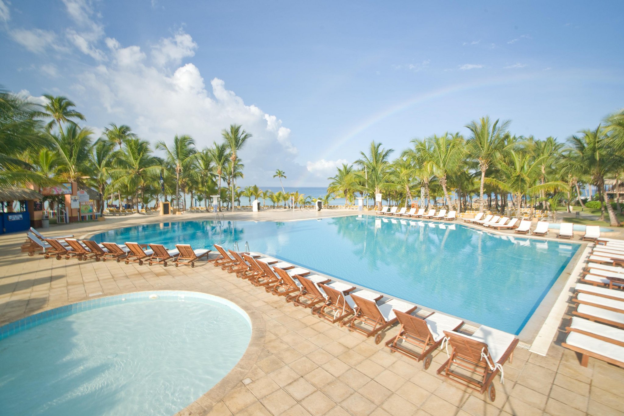 Pool Viva Wyndham Dominicus Palace