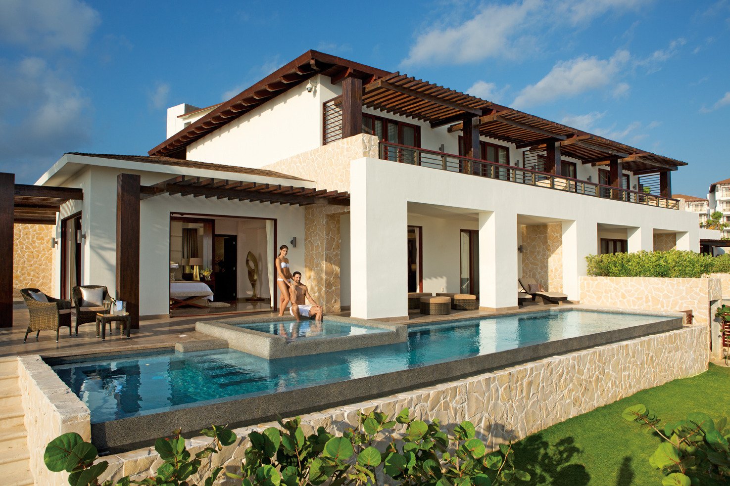Presidential Suite terrace with private pool and jacuzzi tub.