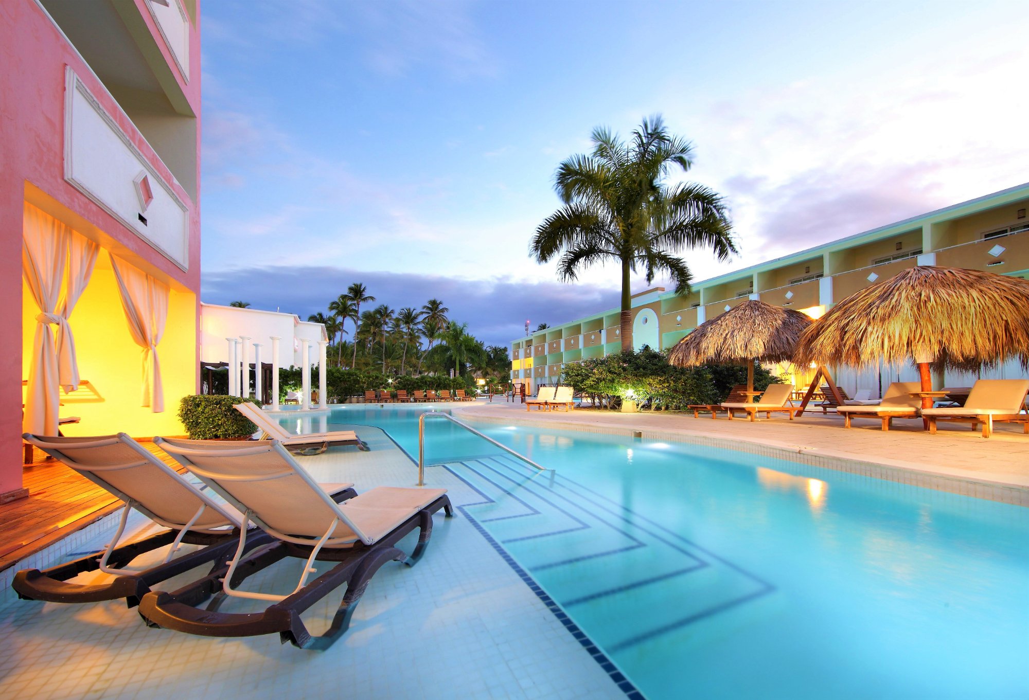 TRS Turquesa Hotel