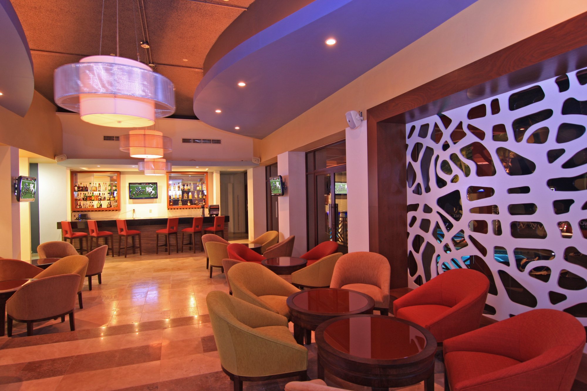 From football to soccer, boxing and hockey, Grand Central Bar is the place to be