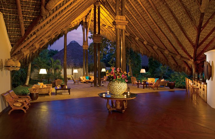 Lobby at Zoëtry Agua