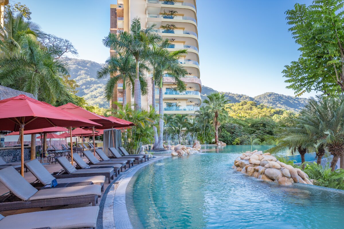 Garza Blanca Puerto Vallarta Infinity Pool 