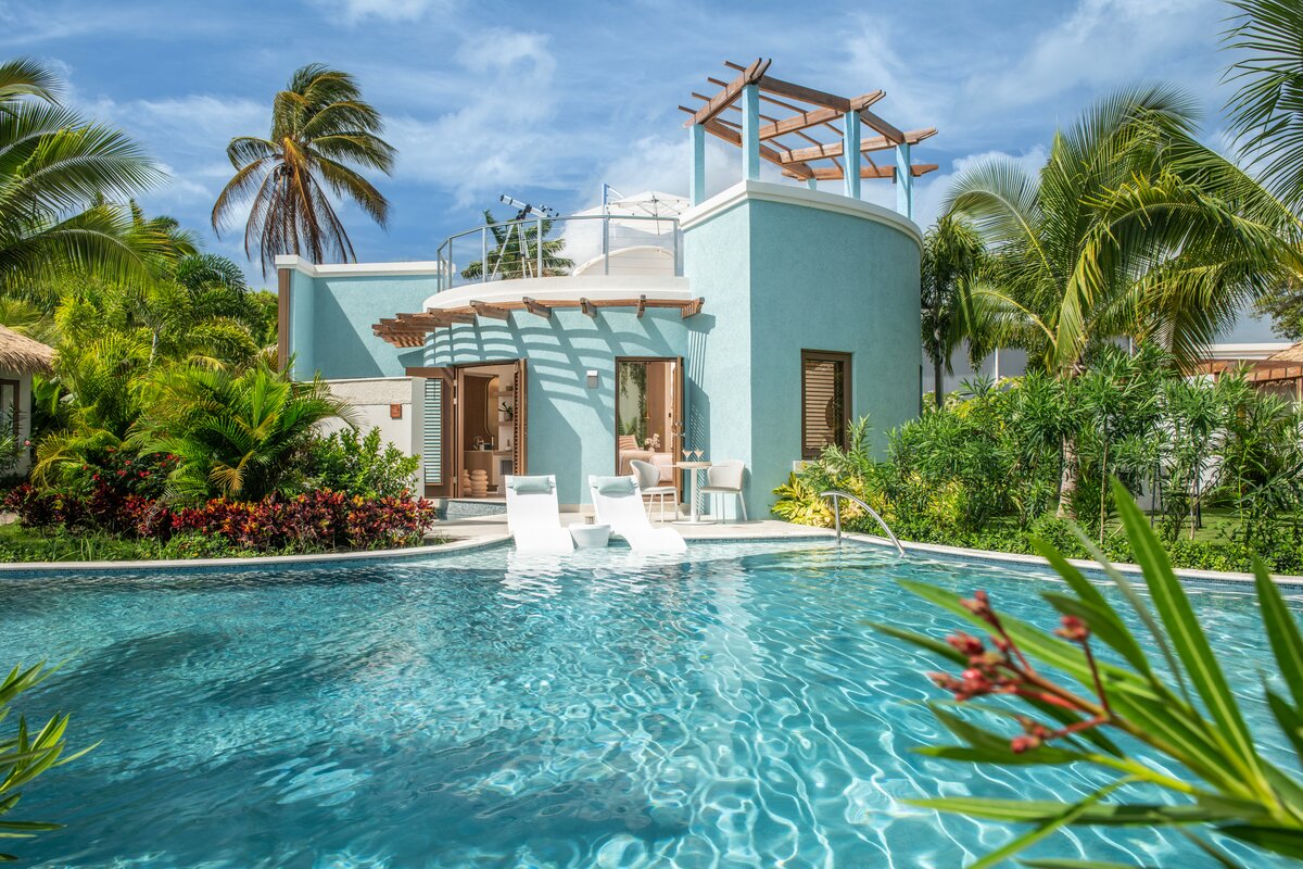 Coyaba Sky Villa Swim-up Rondoval Butler Suite - Pool