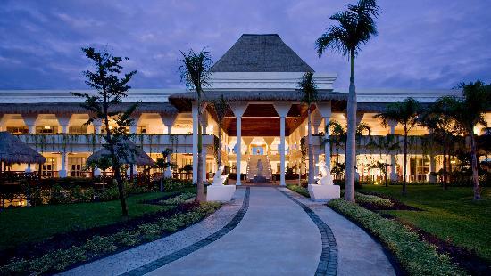 The hotel is surrounded by natural area that will make our clients live unforgettable momentens