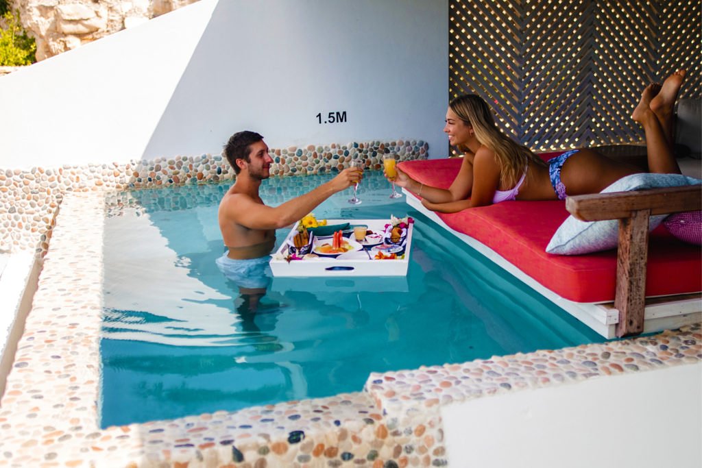 Floating Pool Breakfast 