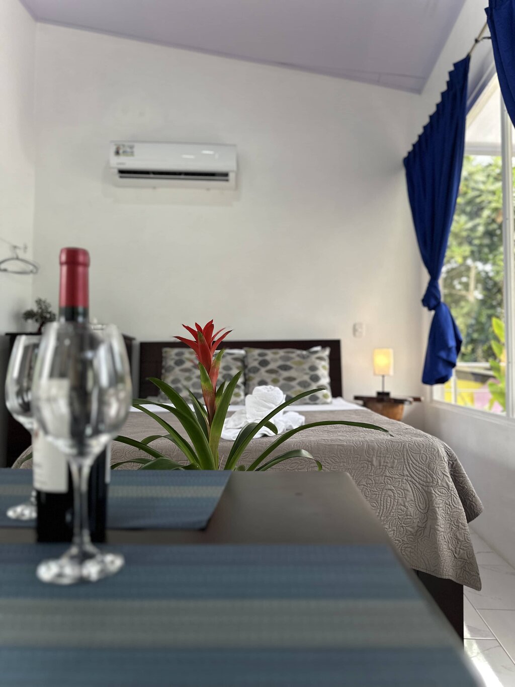https://hotelserendipity.com/