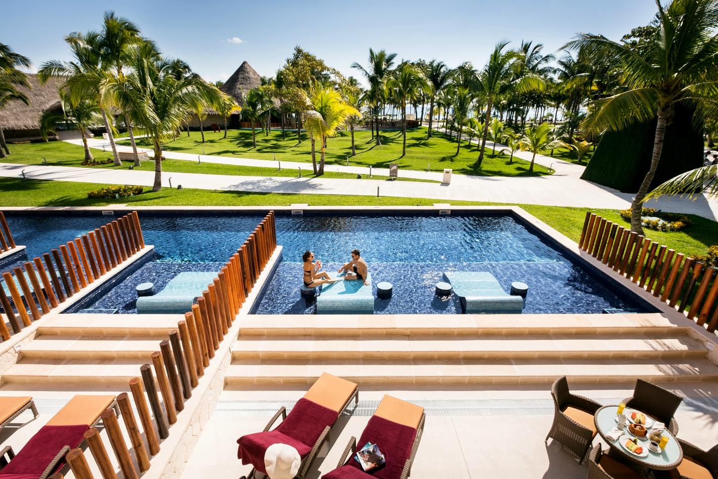 Suite Swim Up Club Premium