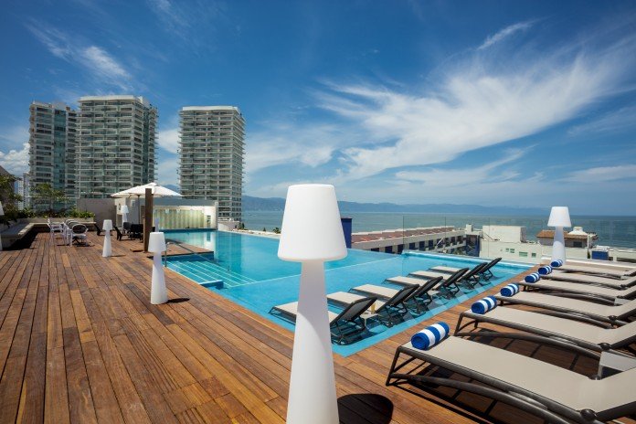 Sky pool at Sky tower
