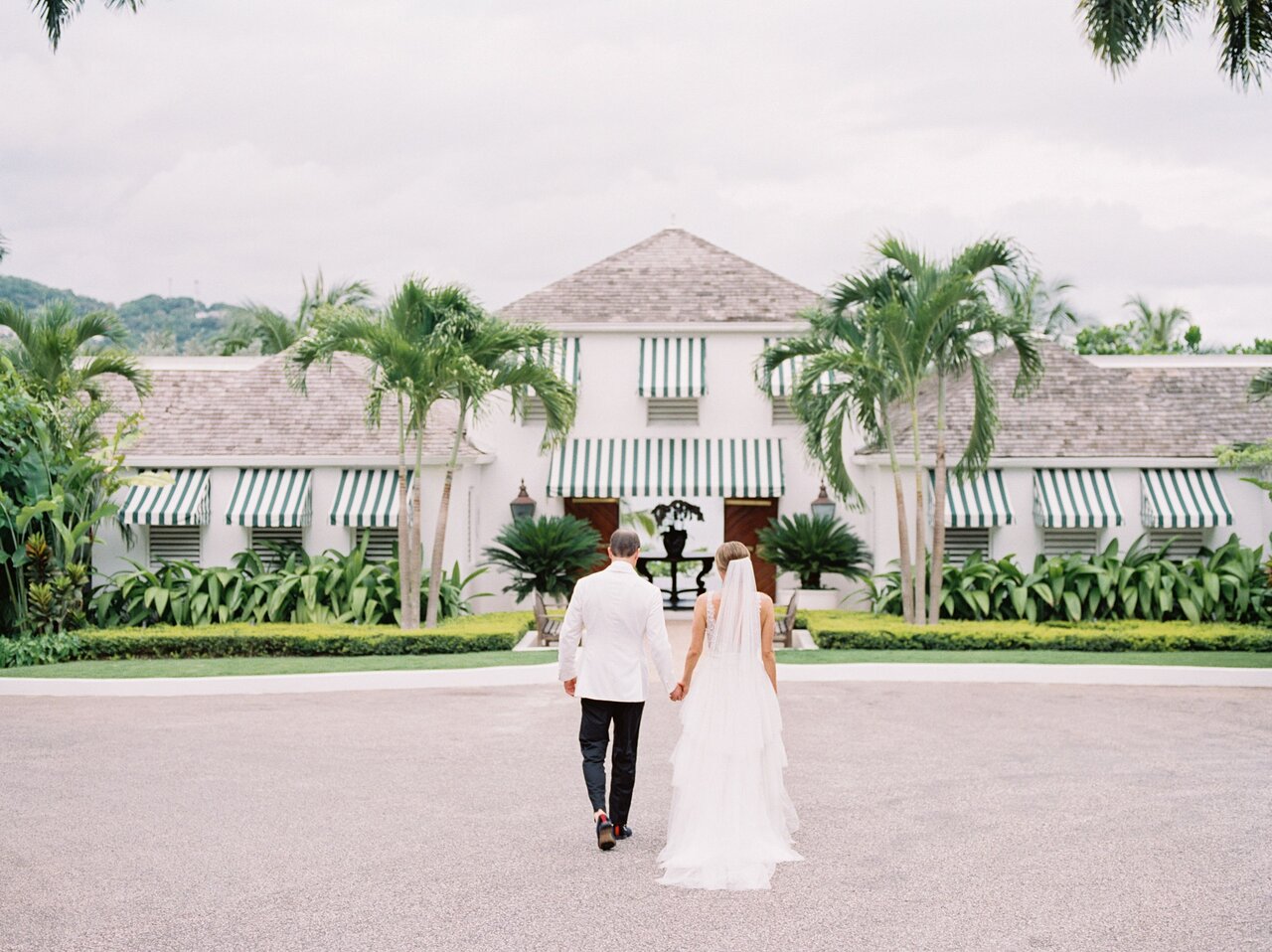 Weddings at Round Hill