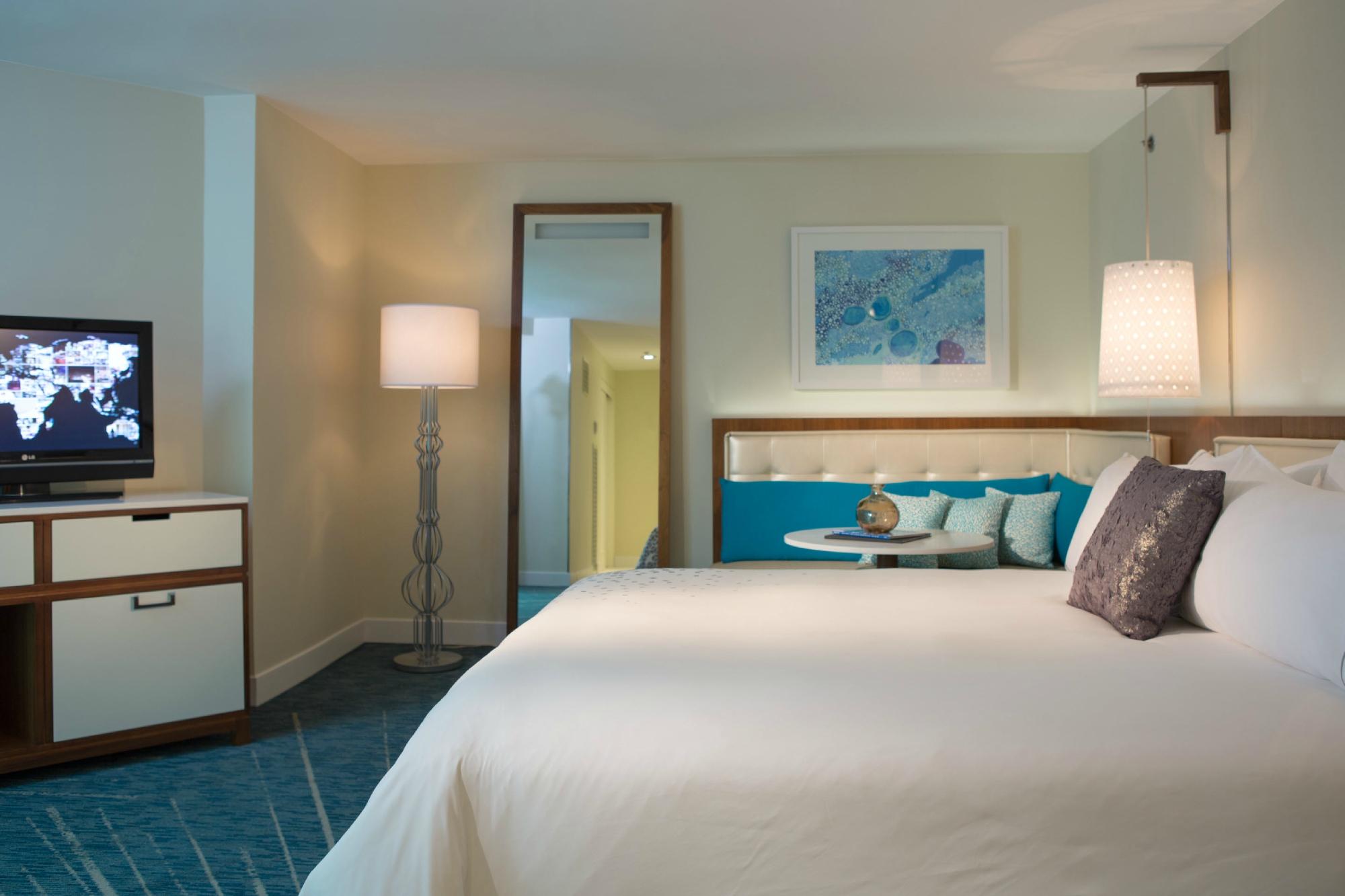 Marina King Guest Room