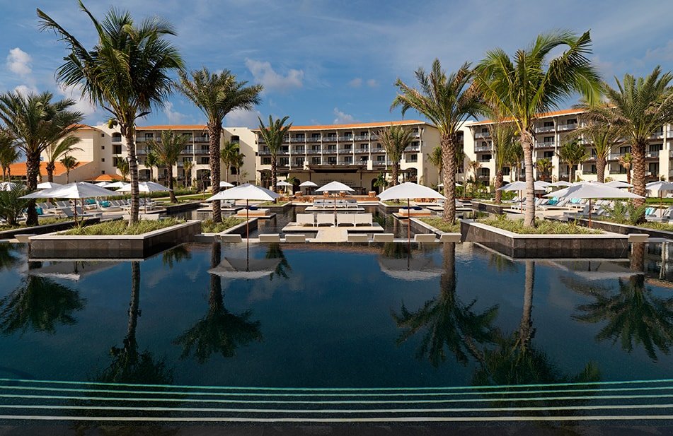 La Unica pool