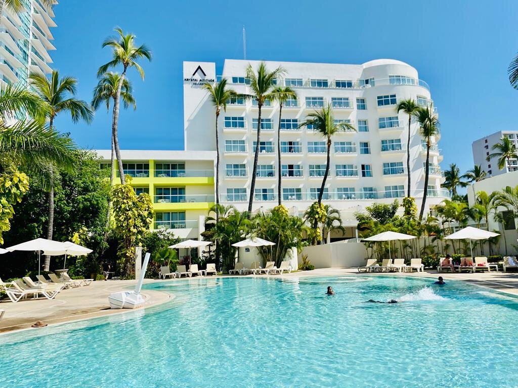Krystal Altitude Vallarta Swimming pool